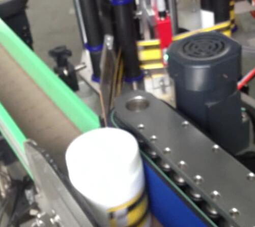 آلة وضع العلامات على الزجاجات الدائرية ، آلة تعبئة الزجاجات ووضع العلامات لوعاء السكر