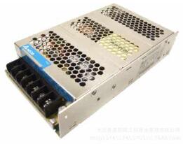 آلة لصق الملصقات ذاتية اللصق الأوتوماتيكية الكاملة آلة لصق الملصقات ذات الجانب المزدوج للبيضاوي ، المستدير ، المربع