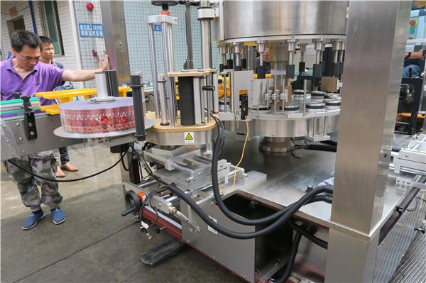 CE الروتاري آلة لصق الملصقات زجاجة واحدة مجنح التلقائي بالكامل