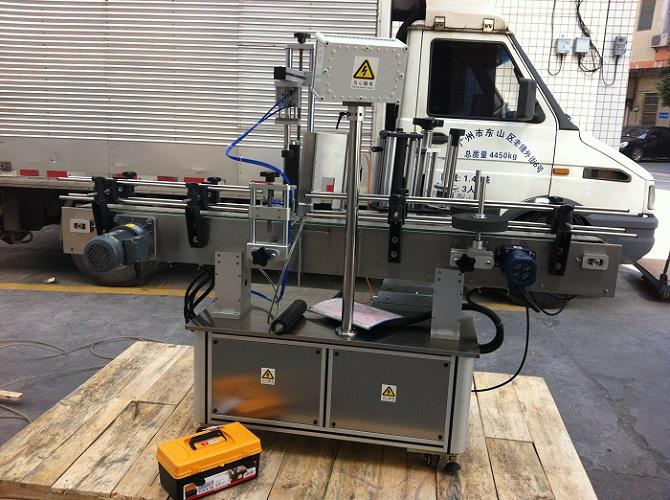 آلة لصق الملصقات ذات التسمية المزدوجة عالية الدقة للتسمية اللاصقة