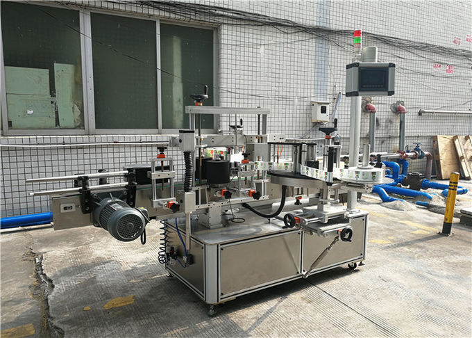 آلة وضع العلامات ذاتية اللصق للزجاجة المسطحة ، آلة وضع الملصقات للزجاجات