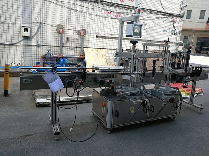 آلة وضع العلامات ذاتية اللصق بثلاث ملصقات جهد 110 فولت / 380 فولت